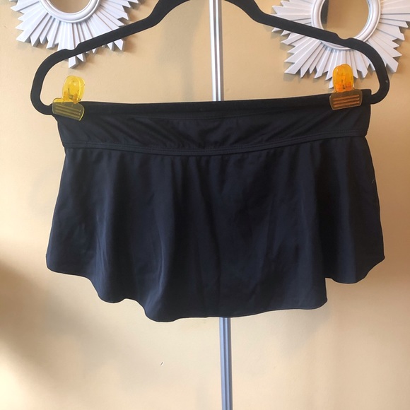 Bathing suit bottoms skirt with built in undies - Picture 2 of 2